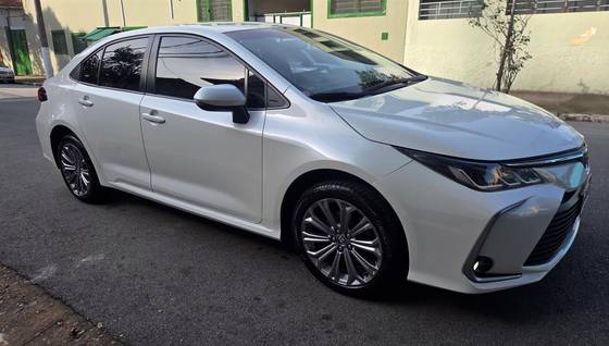 TOYOTA COROLLA 2.0 VVT-IE FLEX XEI DIRECT SHIFT TOYOTA COROLLA 2.0 VVT-IE FLEX XEI DIRECT SHIFT